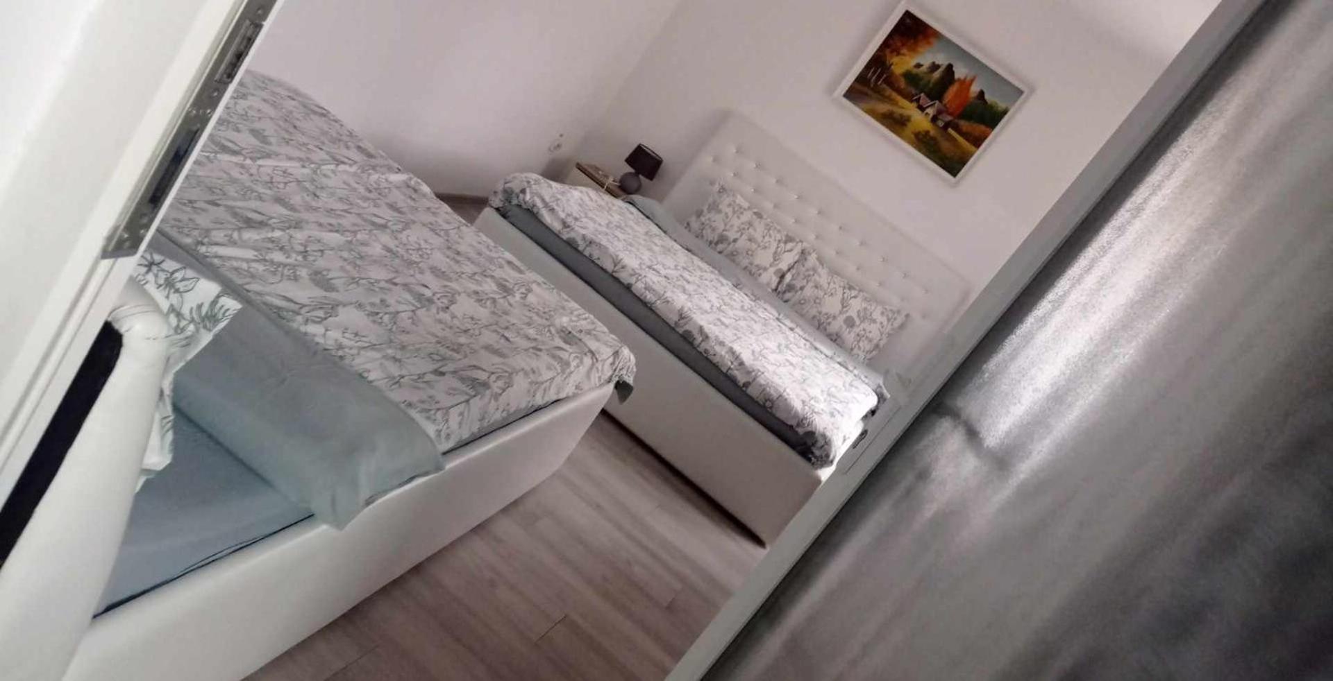 Casa Rool Hotel Turda Quarto foto